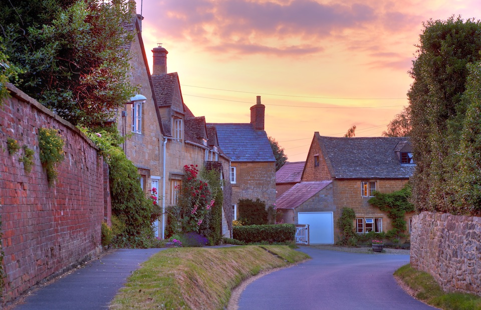 How To Check For Damp In Properties Before Buying