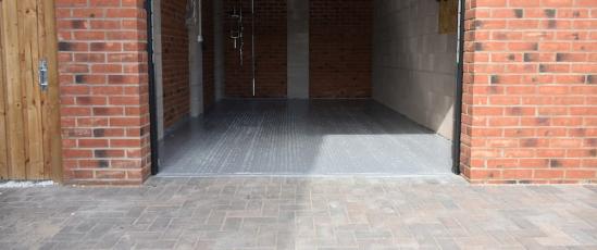 example of a well-maintained epoxy garage floor