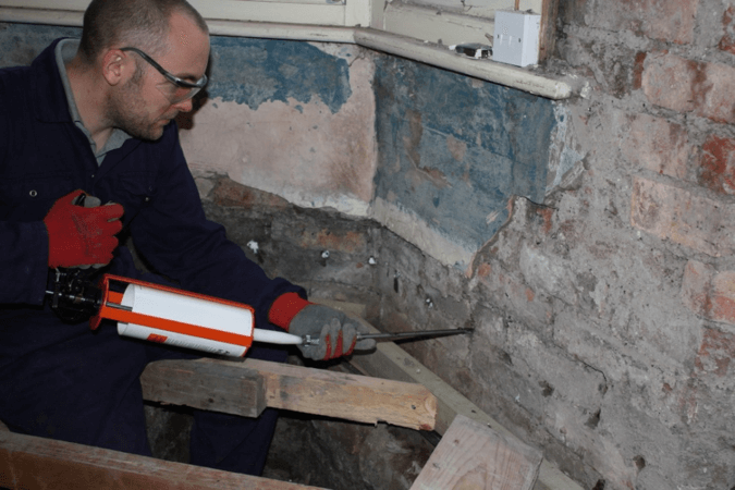 Injection damp proofing cream