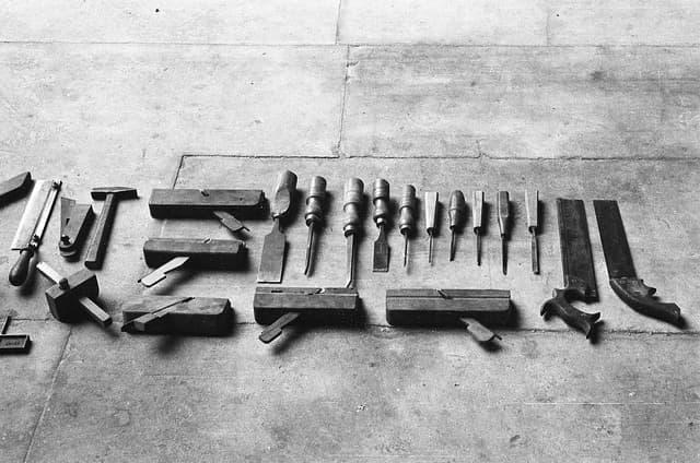 period property building tools arrange