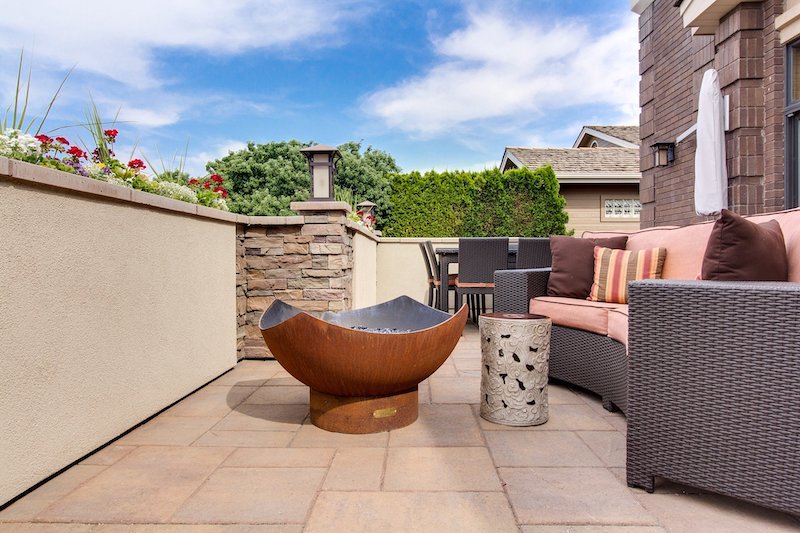 modern sunken garden design with fire pit